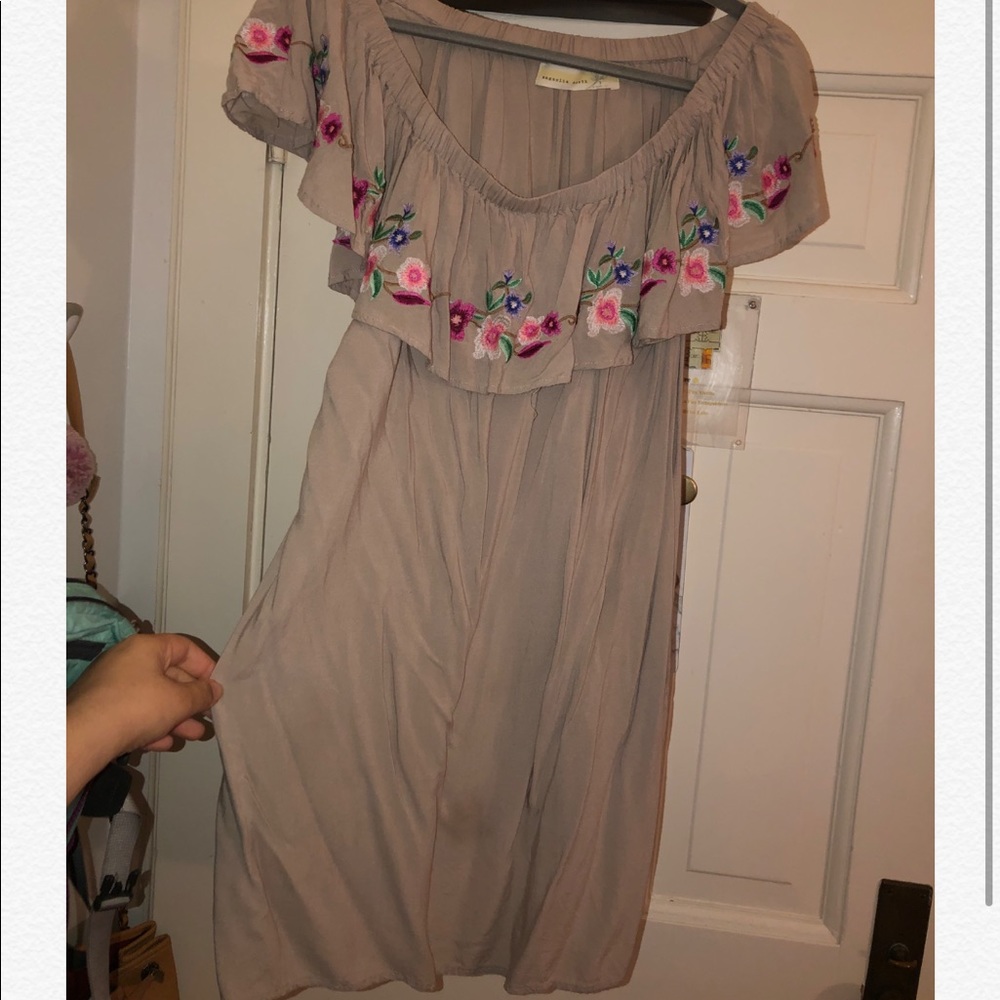 Off the shoulder mini dress - Large